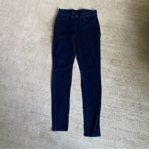 Uniqlo Dark Wash Blue Jeggings